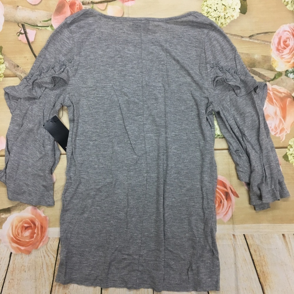 A.N.A women's Ruffle sleeve top - Picture 4 of 4